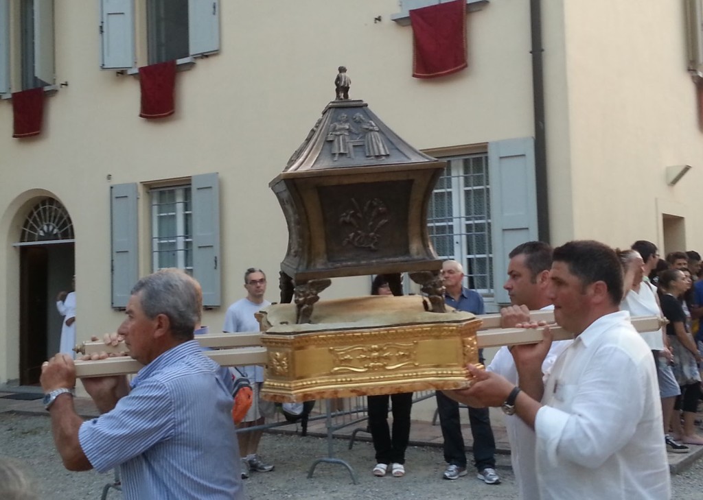 13 luglio: processione con le reliquie della Santa, alle Budrie. 